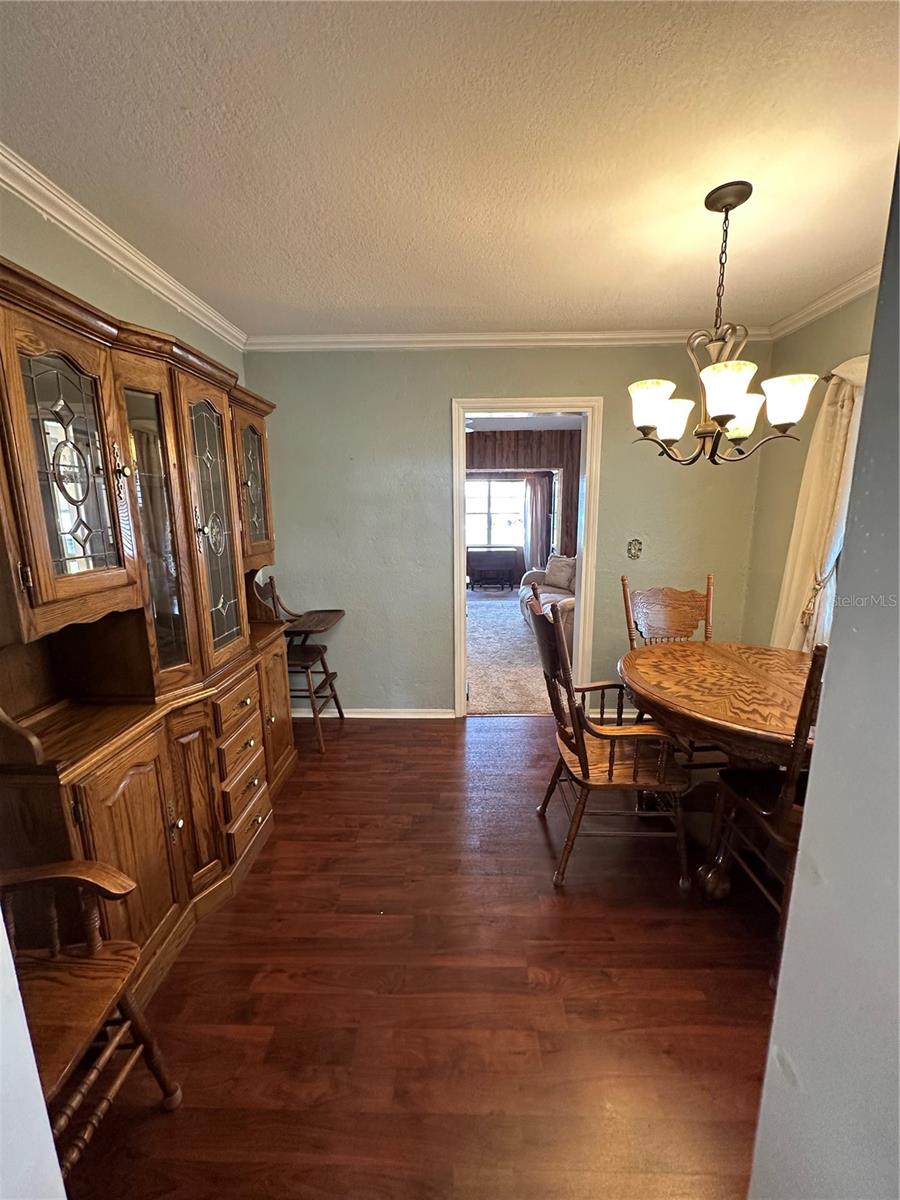 123 W DADE AVE, BUSHNELL, FL, 33513