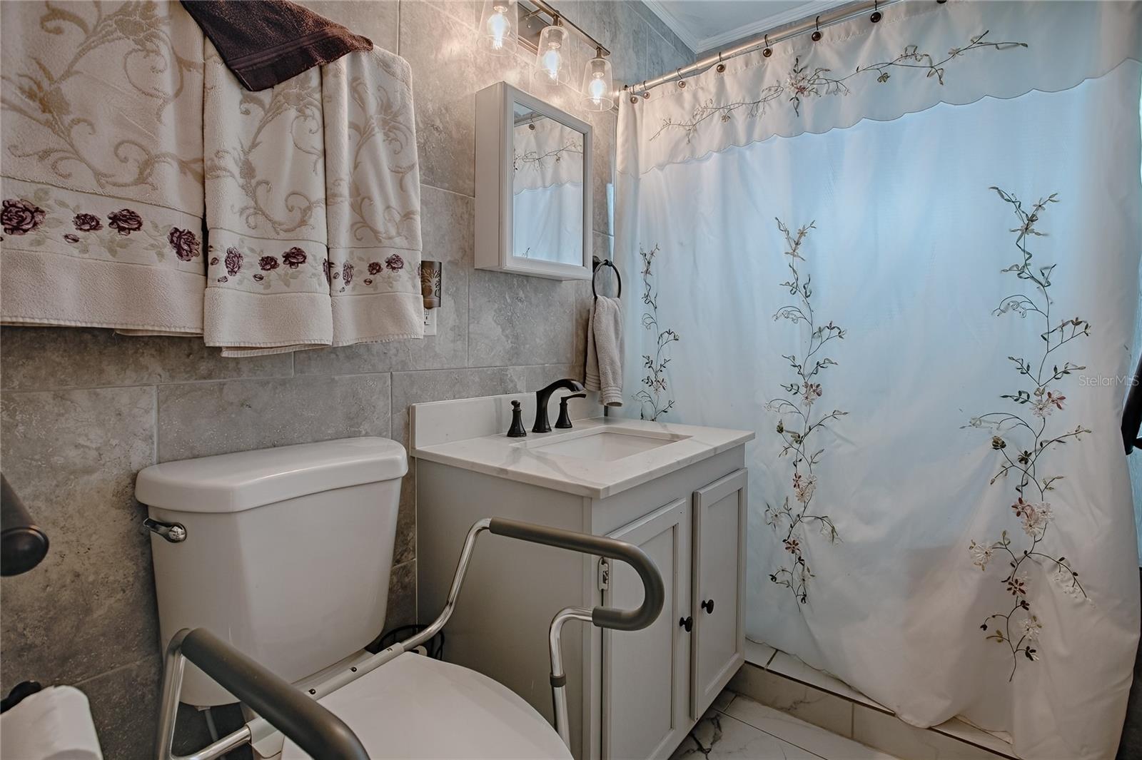 123 W DADE AVE, BUSHNELL, FL, 33513