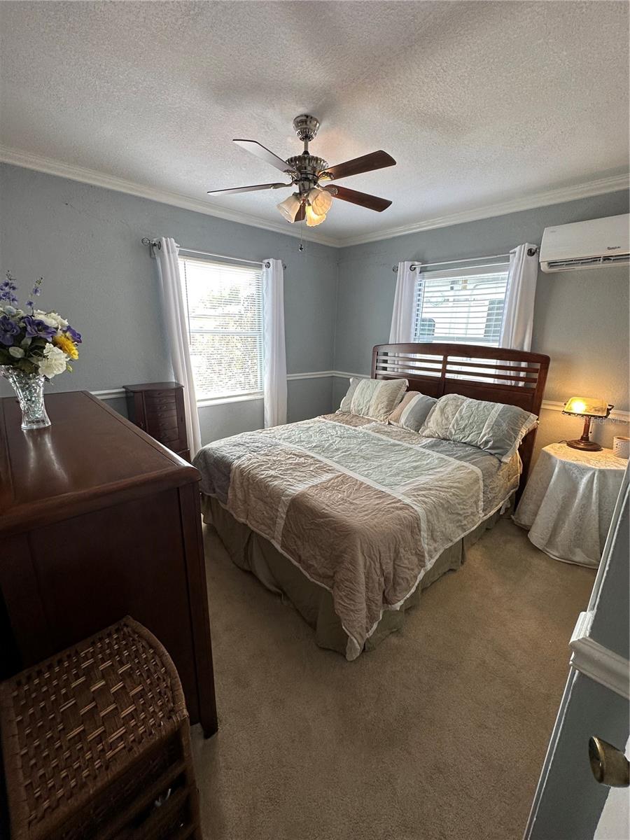 123 W DADE AVE, BUSHNELL, FL, 33513