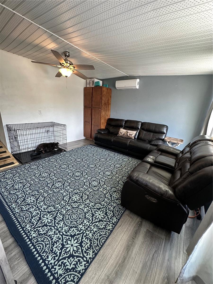 123 W DADE AVE, BUSHNELL, FL, 33513