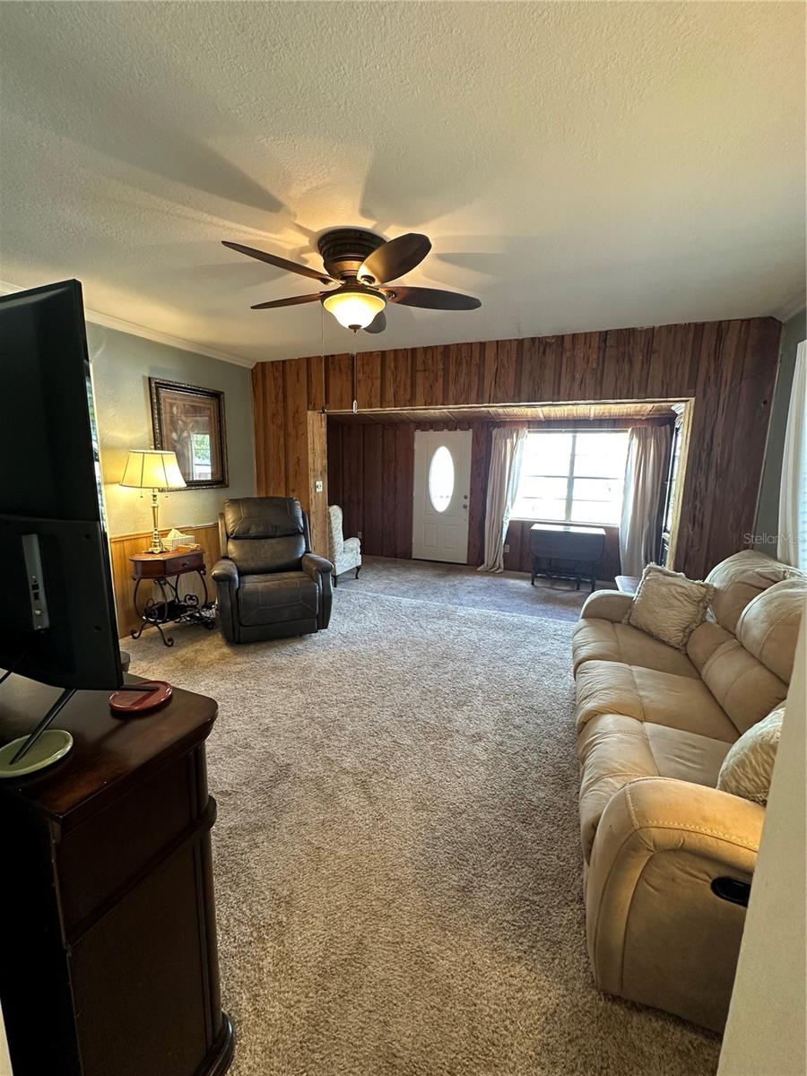 123 W DADE AVE, BUSHNELL, FL, 33513