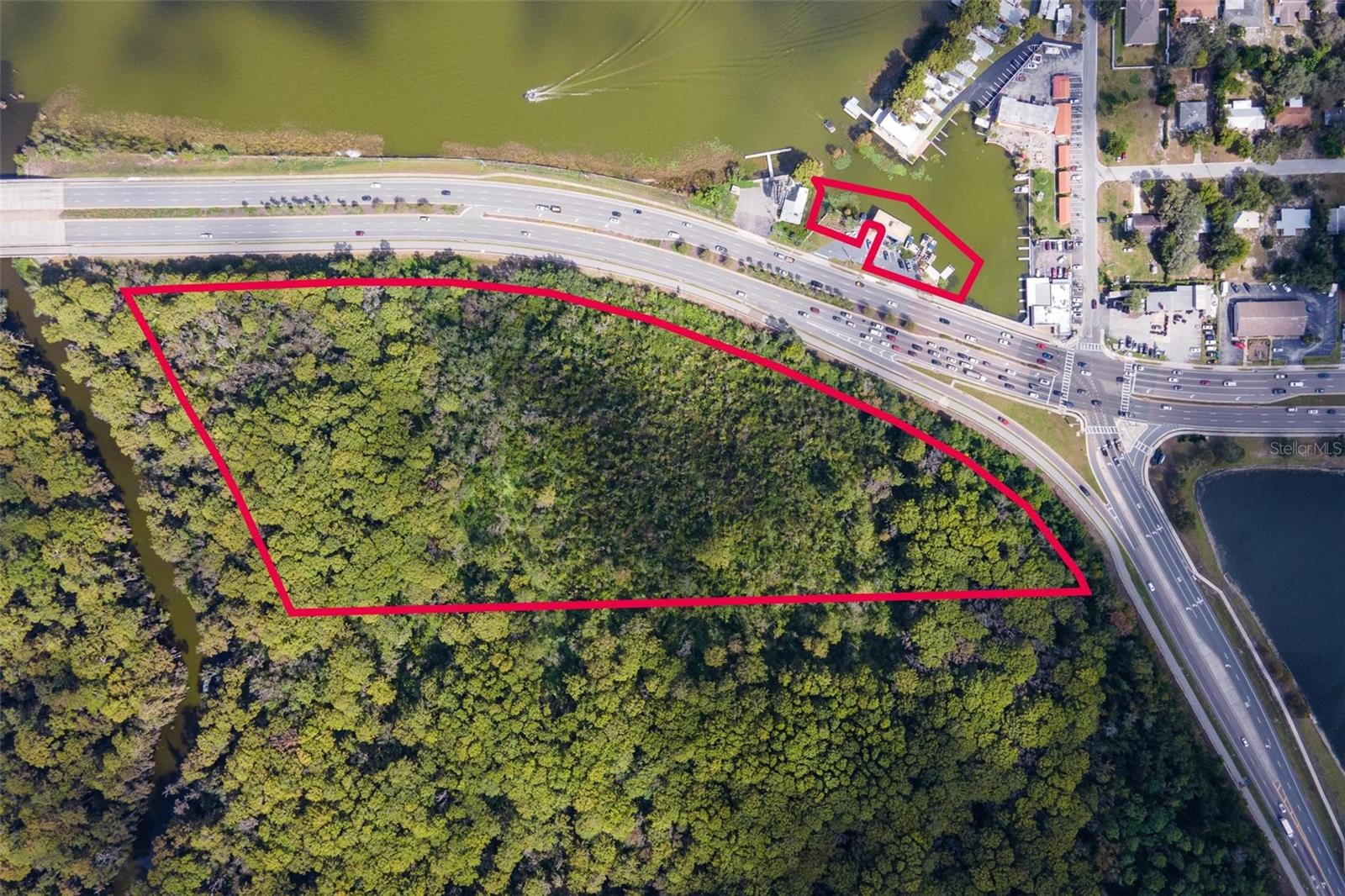 1006 W BURLEIGH BLVD, TAVARES, FL, 32778