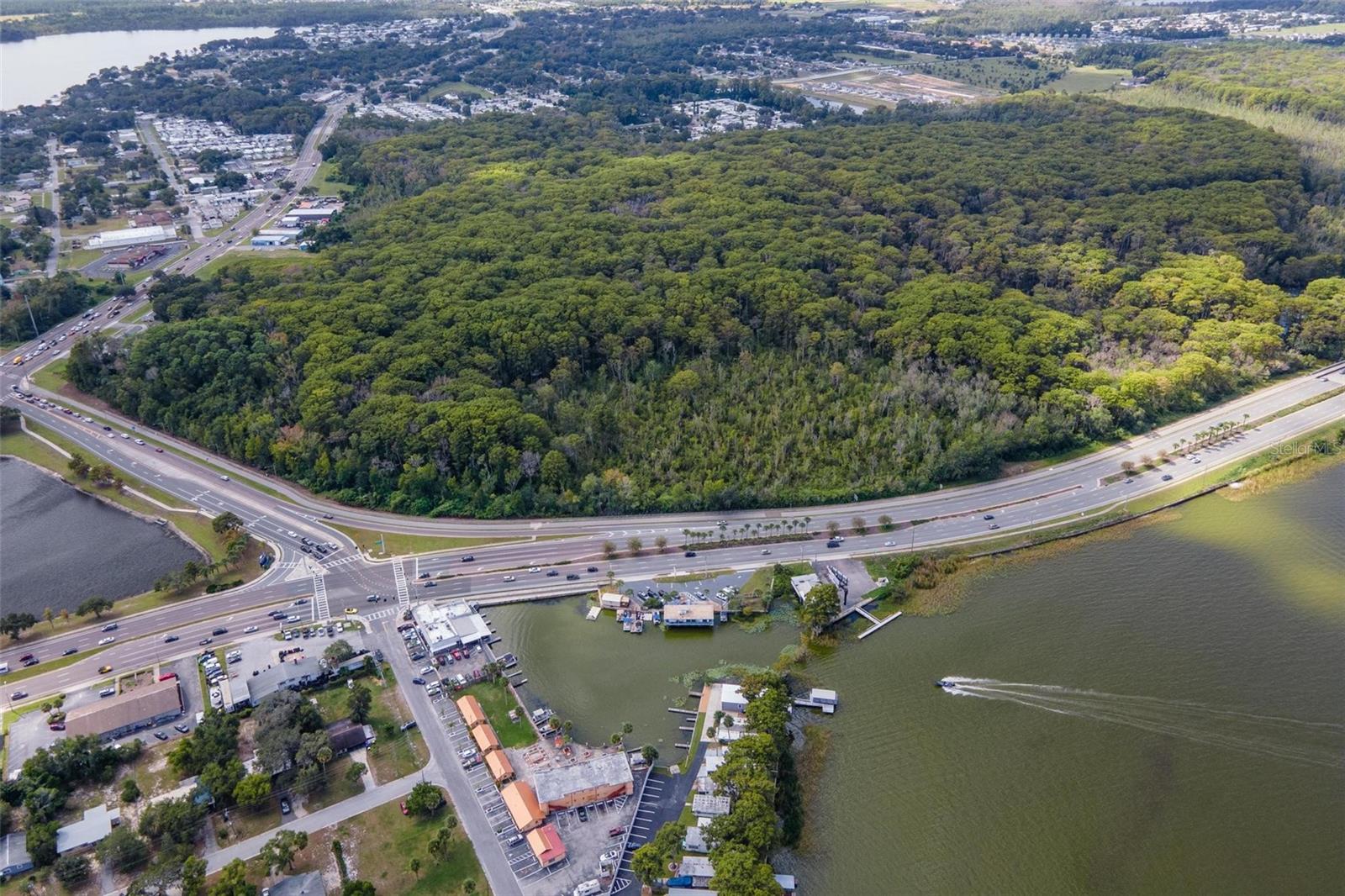 1006 W BURLEIGH BLVD, TAVARES, FL, 32778