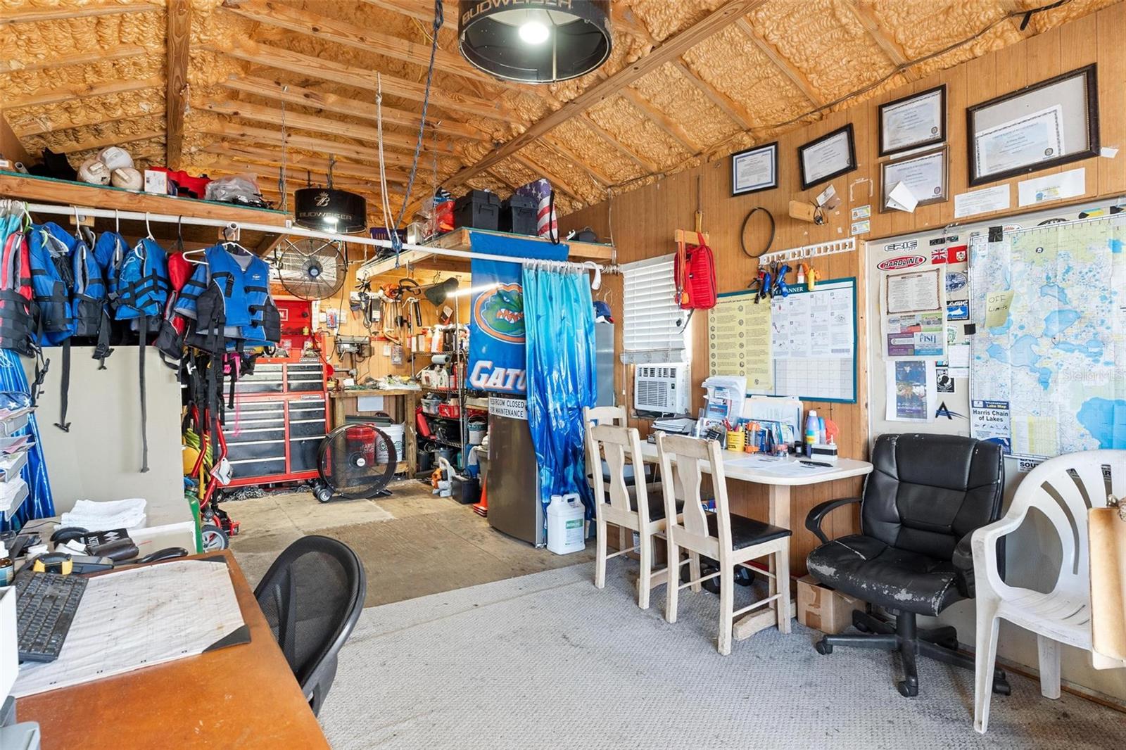 1006 W BURLEIGH BLVD, TAVARES, FL, 32778