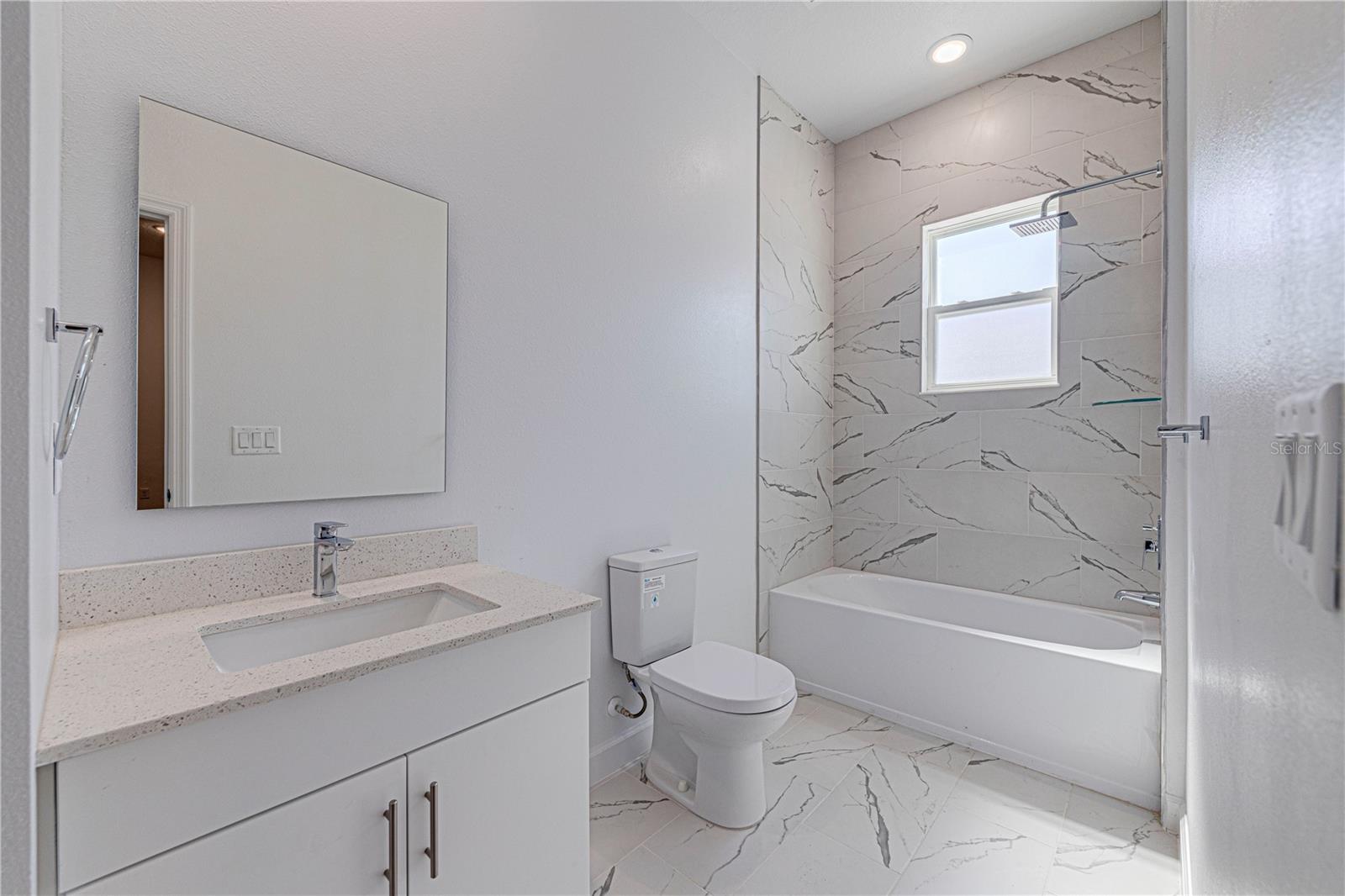 400 FAMAGUSTA DR, DAVENPORT, FL, 33896