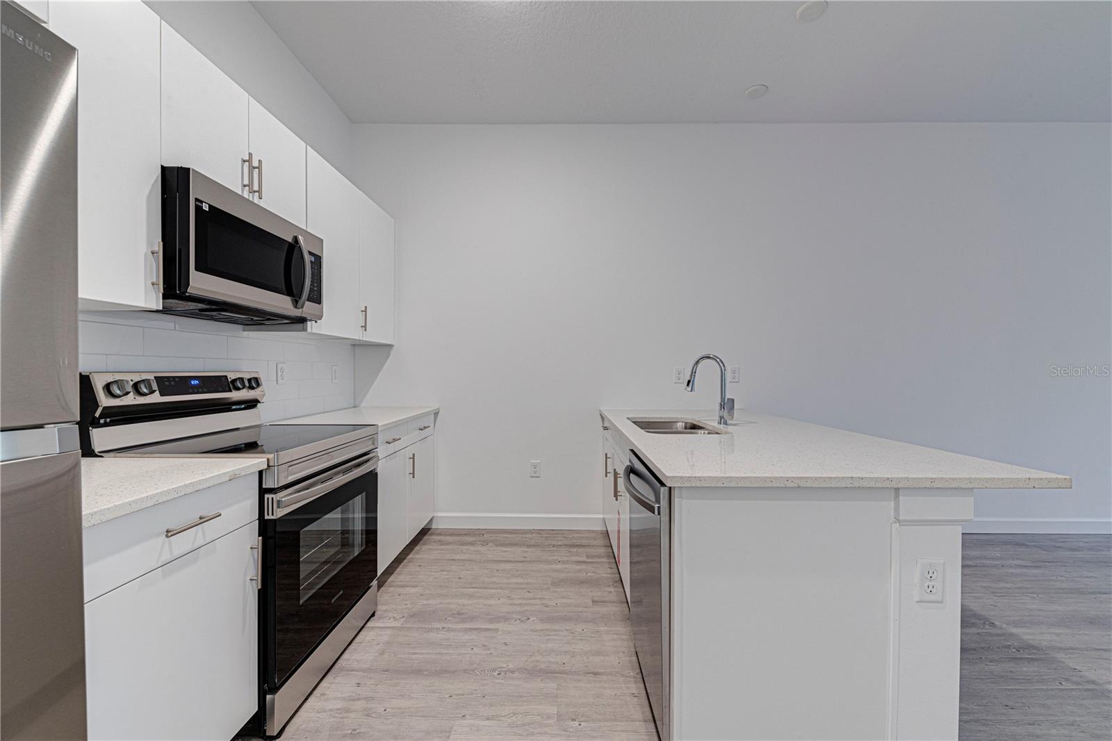 400 FAMAGUSTA DR, DAVENPORT, FL, 33896