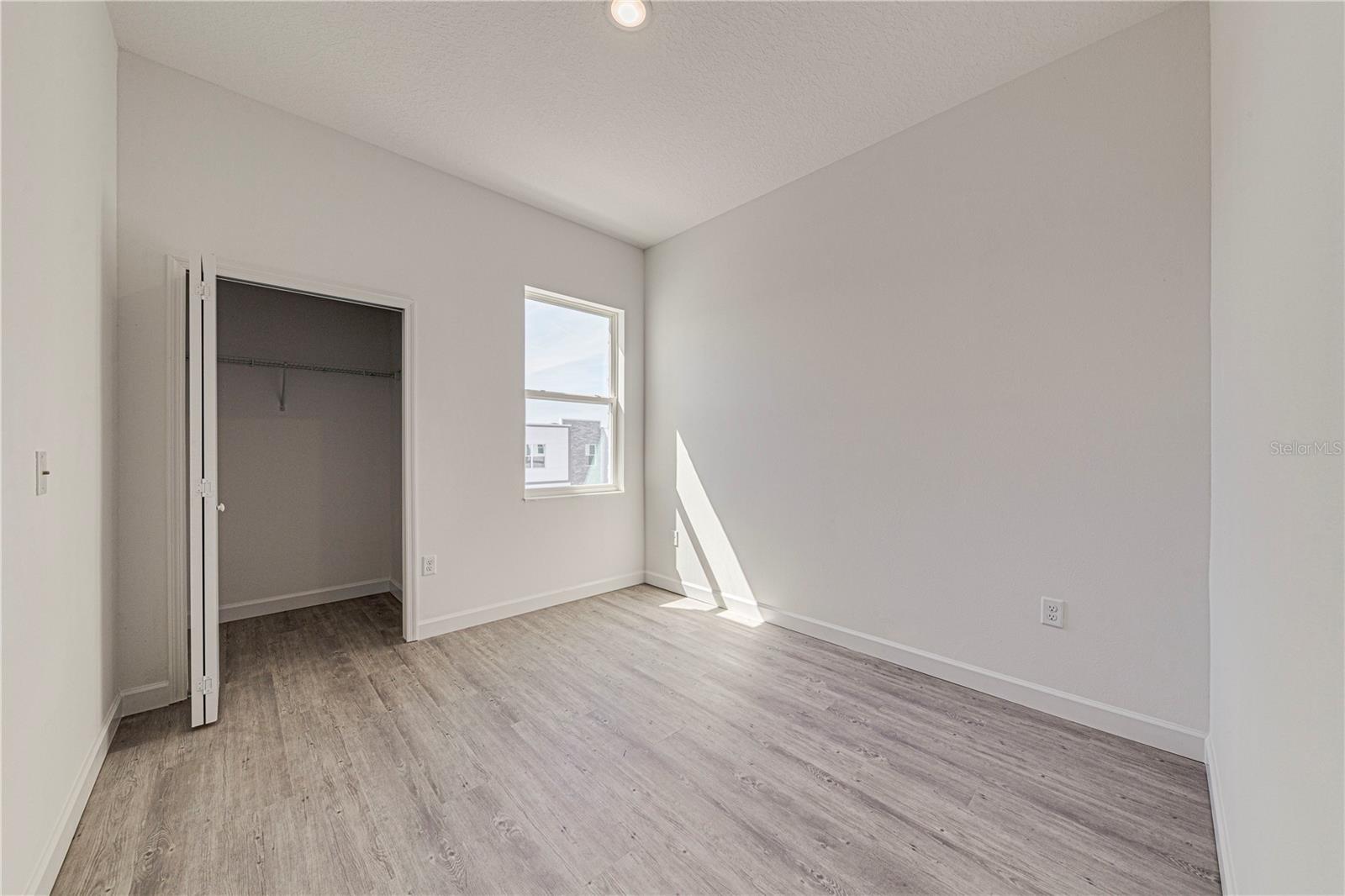 400 FAMAGUSTA DR, DAVENPORT, FL, 33896