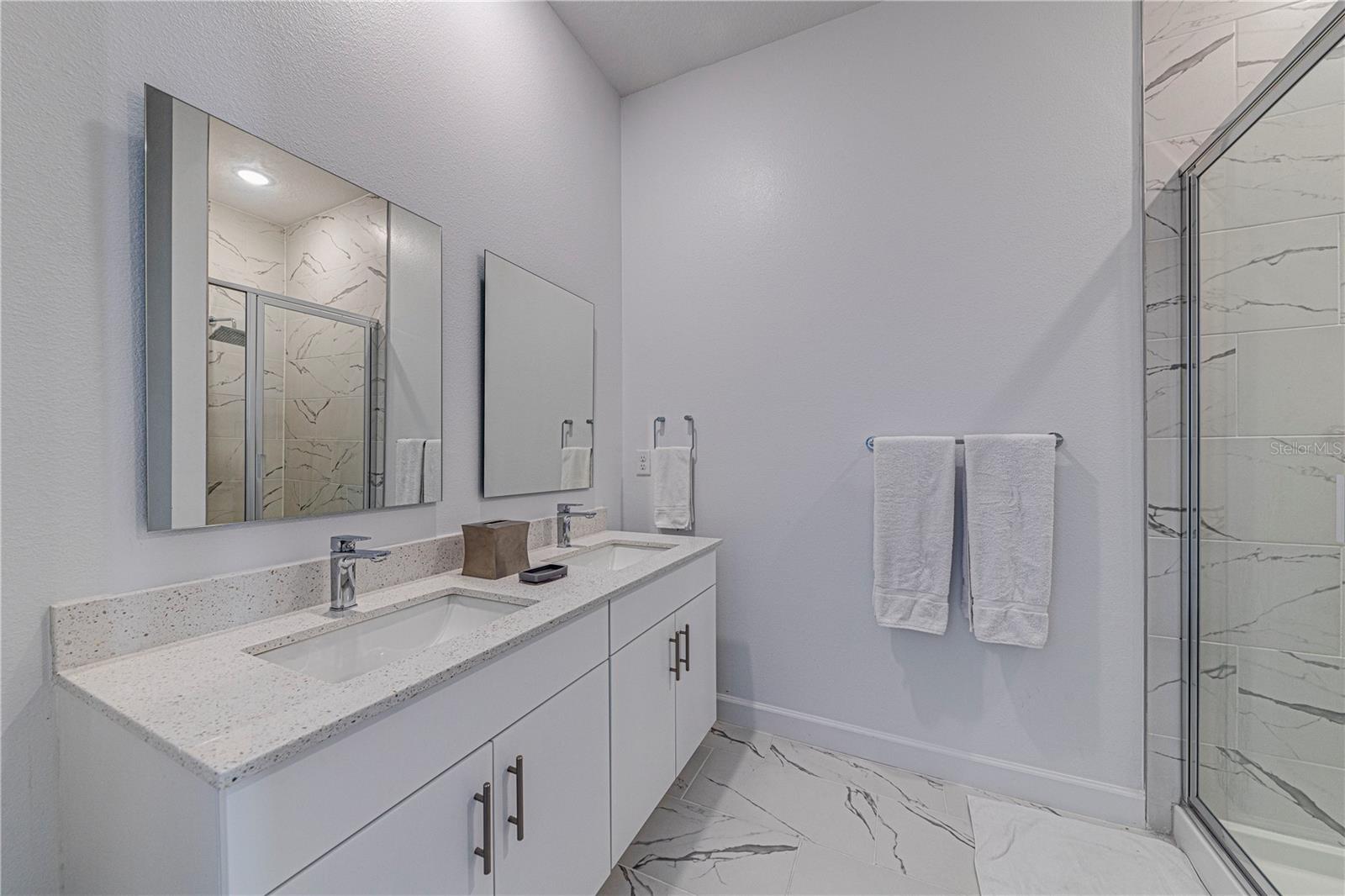 633 TRIKOMO DR, DAVENPORT, FL, 33896