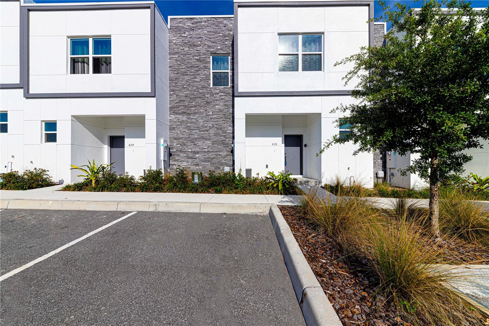 633 TRIKOMO DR, DAVENPORT, FL, 33896