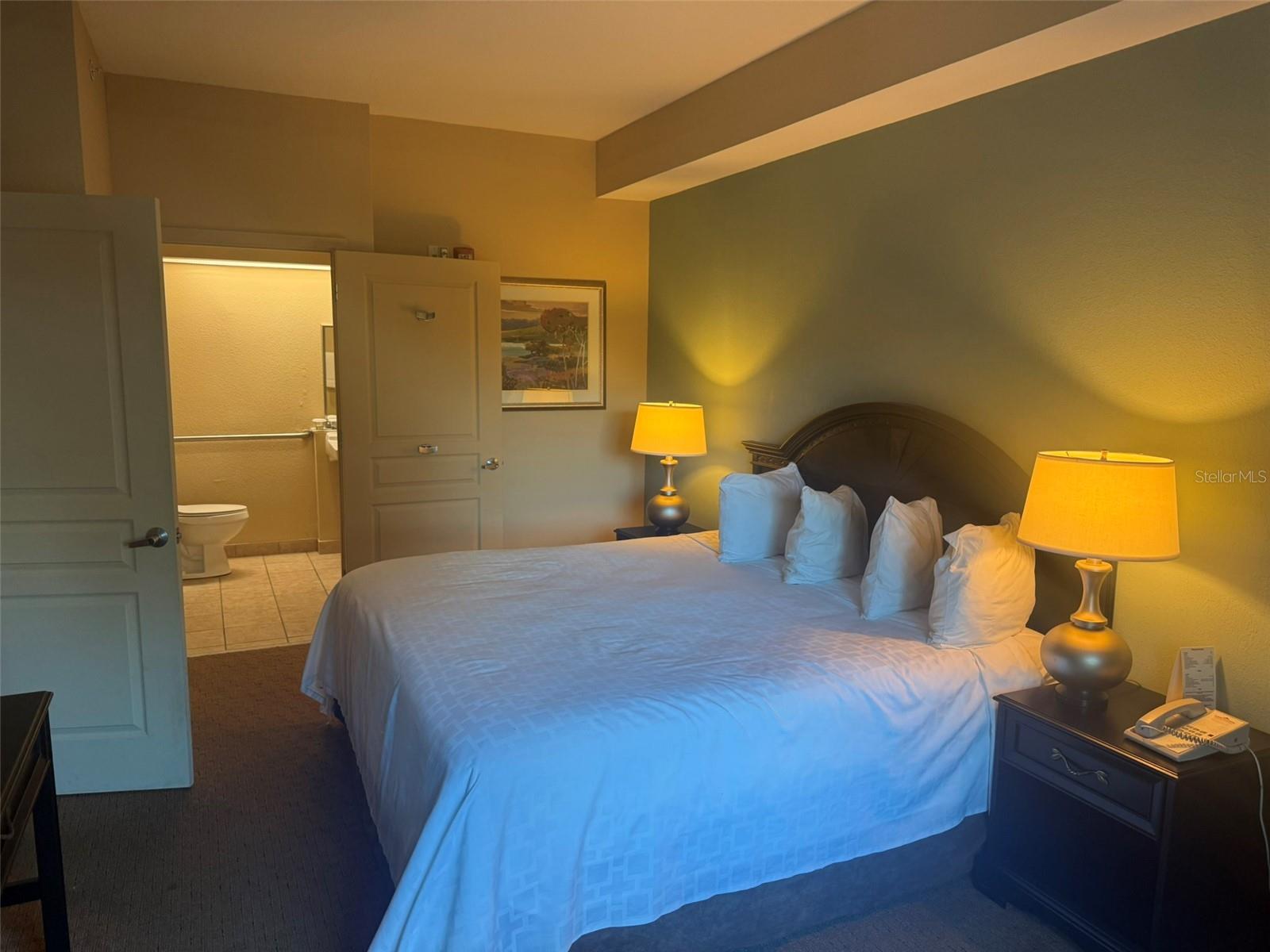 TB8439491 Property Photo