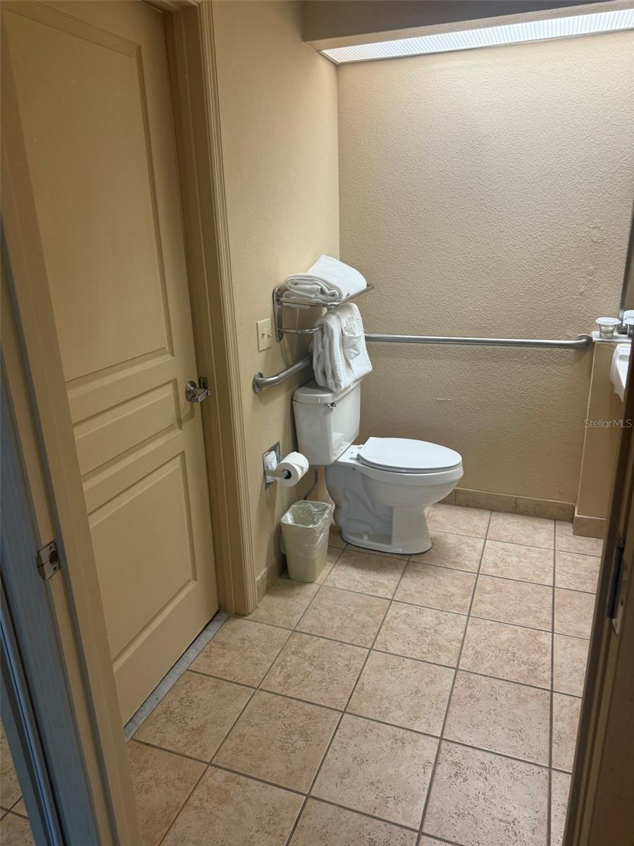 TB8439491 Property Photo