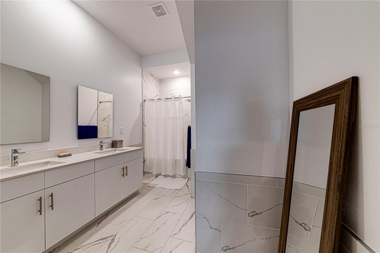 633 TRIKOMO DR, DAVENPORT, FL, 33896