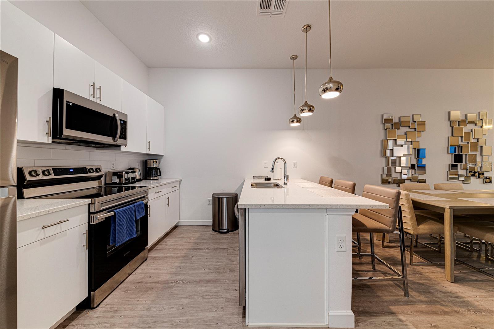 633 TRIKOMO DR, DAVENPORT, FL, 33896