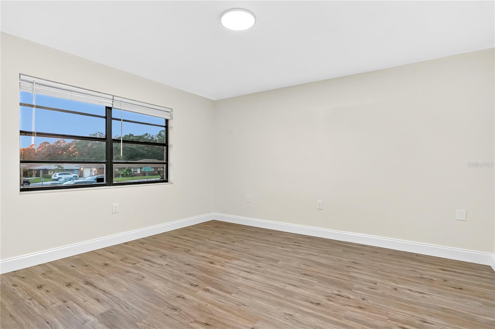 679 LAKE CAROLYN CIR, LAKELAND, FL, 33813