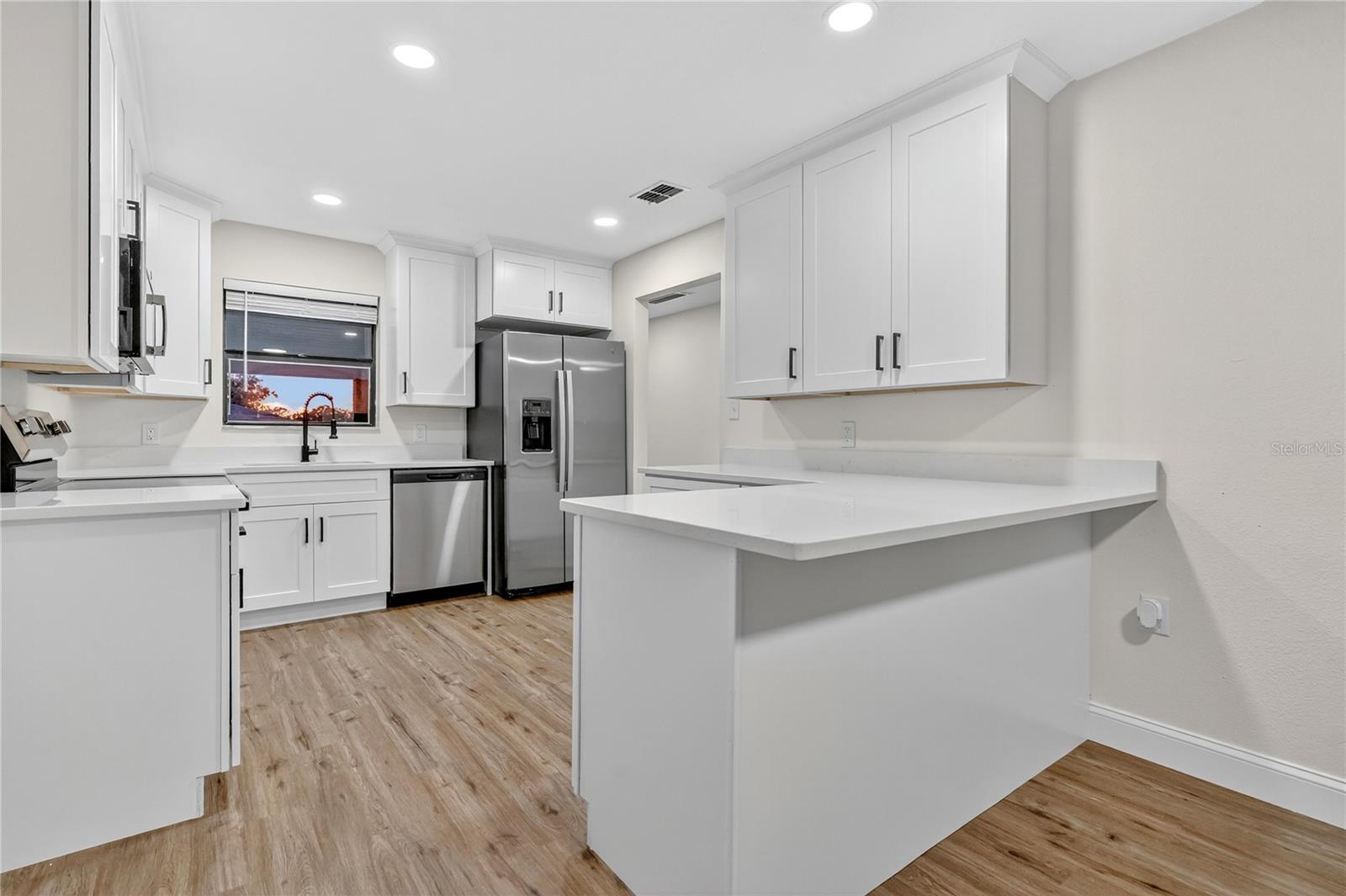 679 LAKE CAROLYN CIR, LAKELAND, FL, 33813