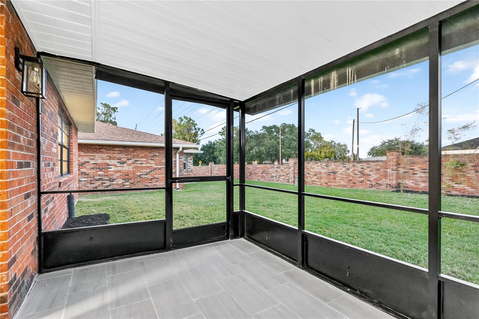 679 LAKE CAROLYN CIR, LAKELAND, FL, 33813