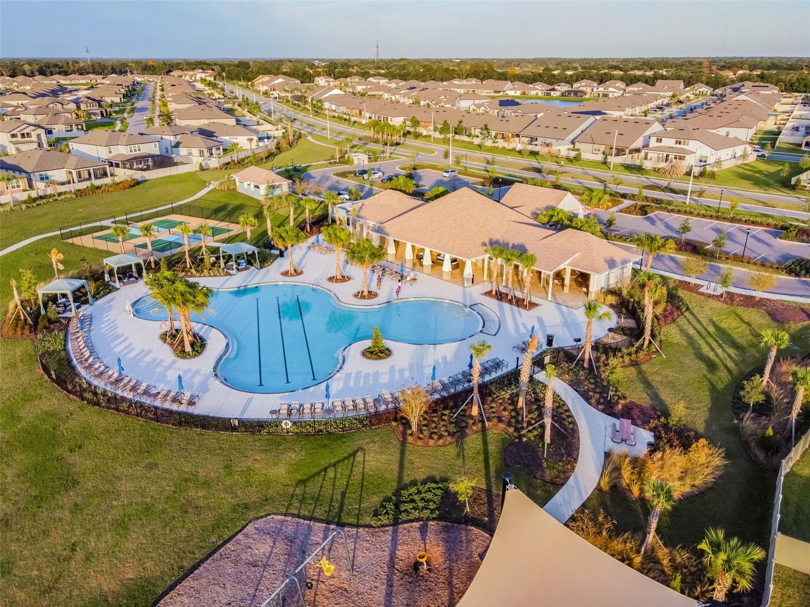 11009 ROSSO DELLA ST, RIVERVIEW, FL, 33578