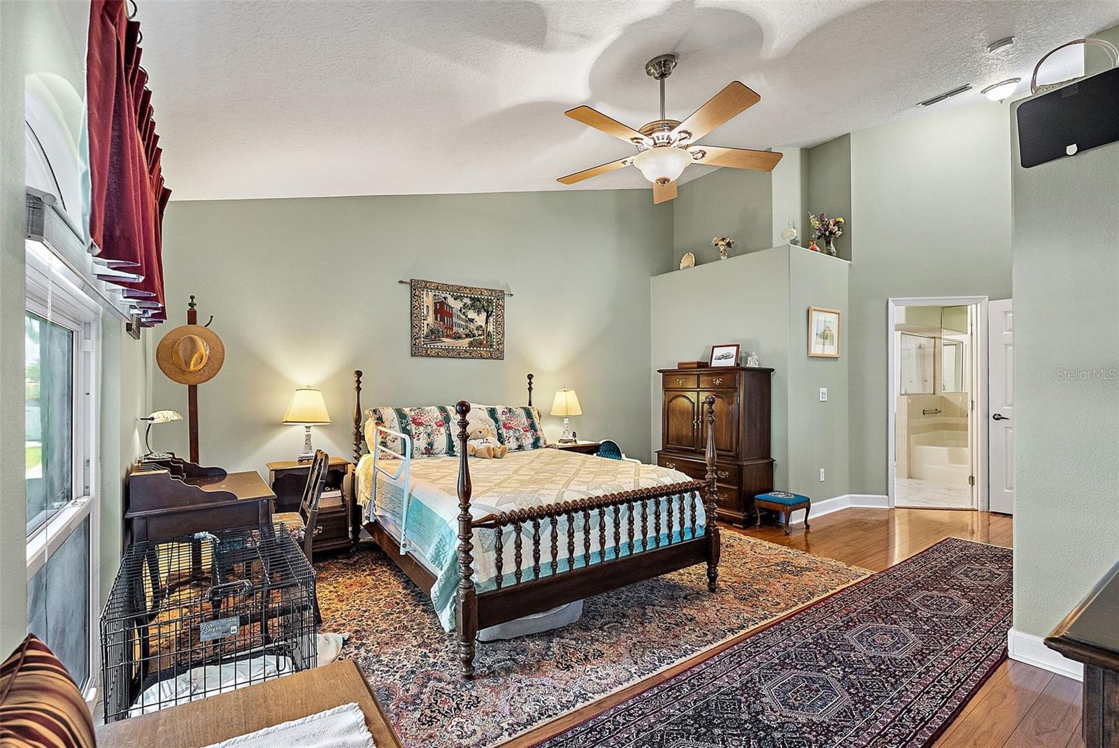 605 4TH ST W, TIERRA VERDE, FL, 33715