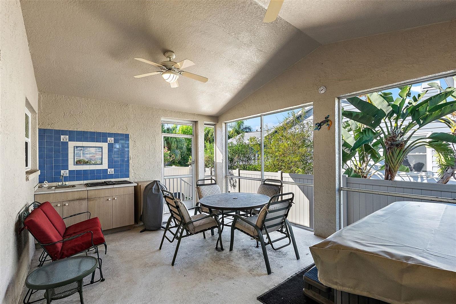 605 4TH ST W, TIERRA VERDE, FL, 33715