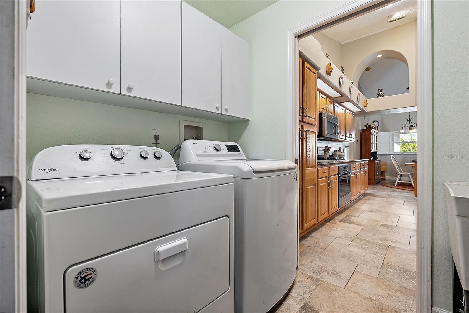 605 4TH ST W, TIERRA VERDE, FL, 33715