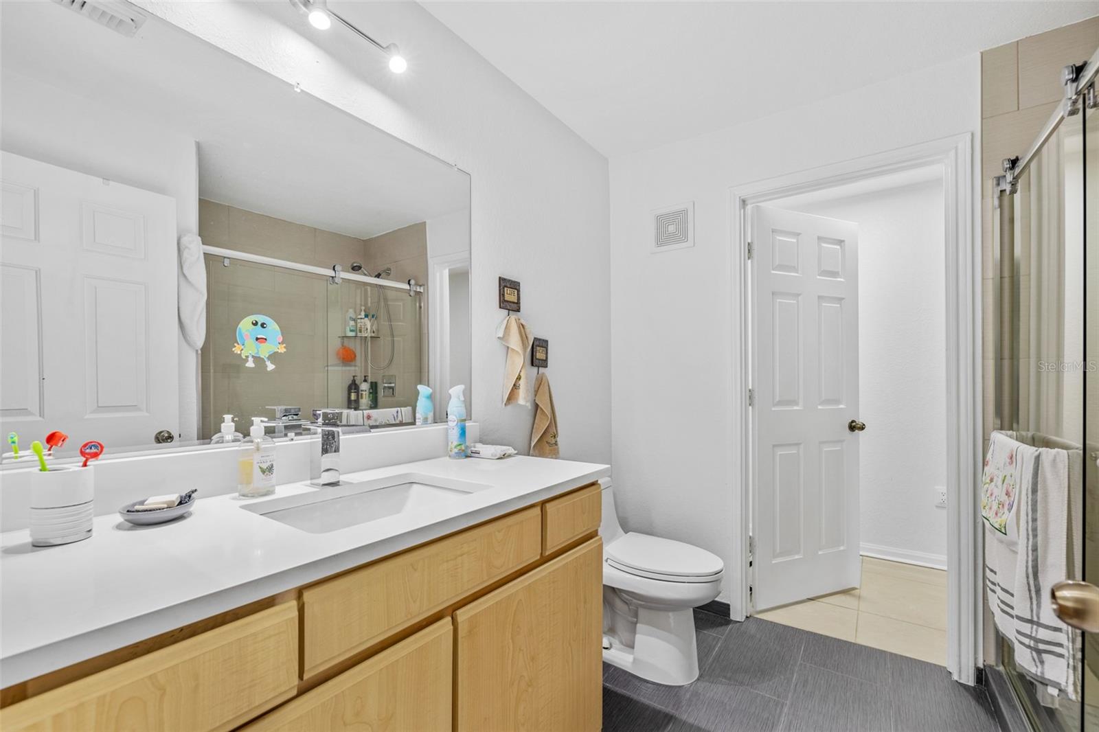 940 VILLAGE TRL #8-206, PORT ORANGE, FL, 32127