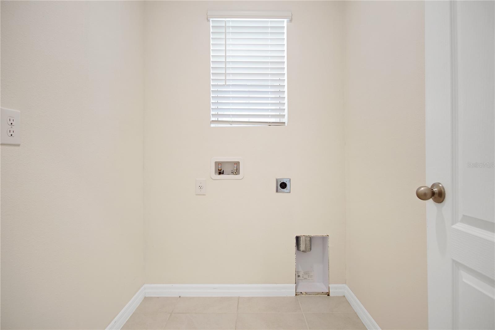 328 GINA LN, DAVENPORT, FL, 33837