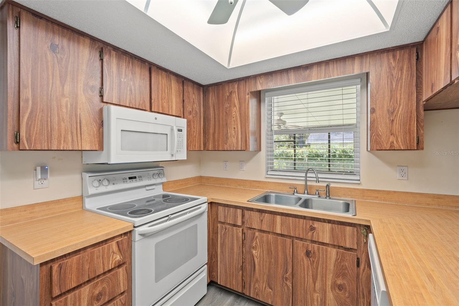 6479 BARCELONA BLVD, BROOKSVILLE, FL, 34602