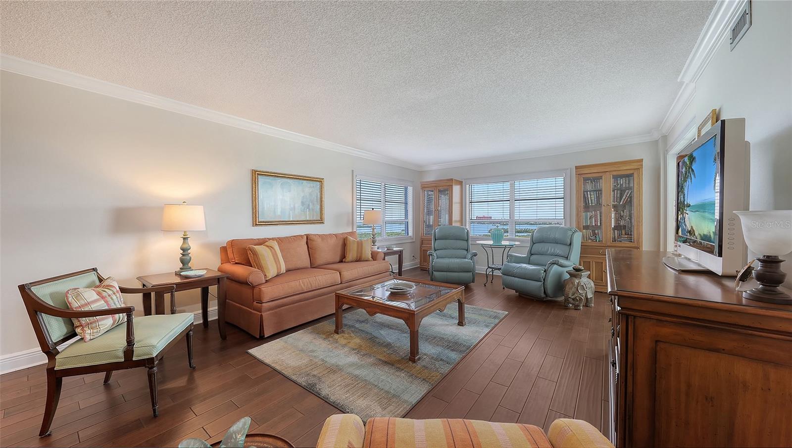 9393 MIDNIGHT PASS RD #P4, SARASOTA, FL, 34242