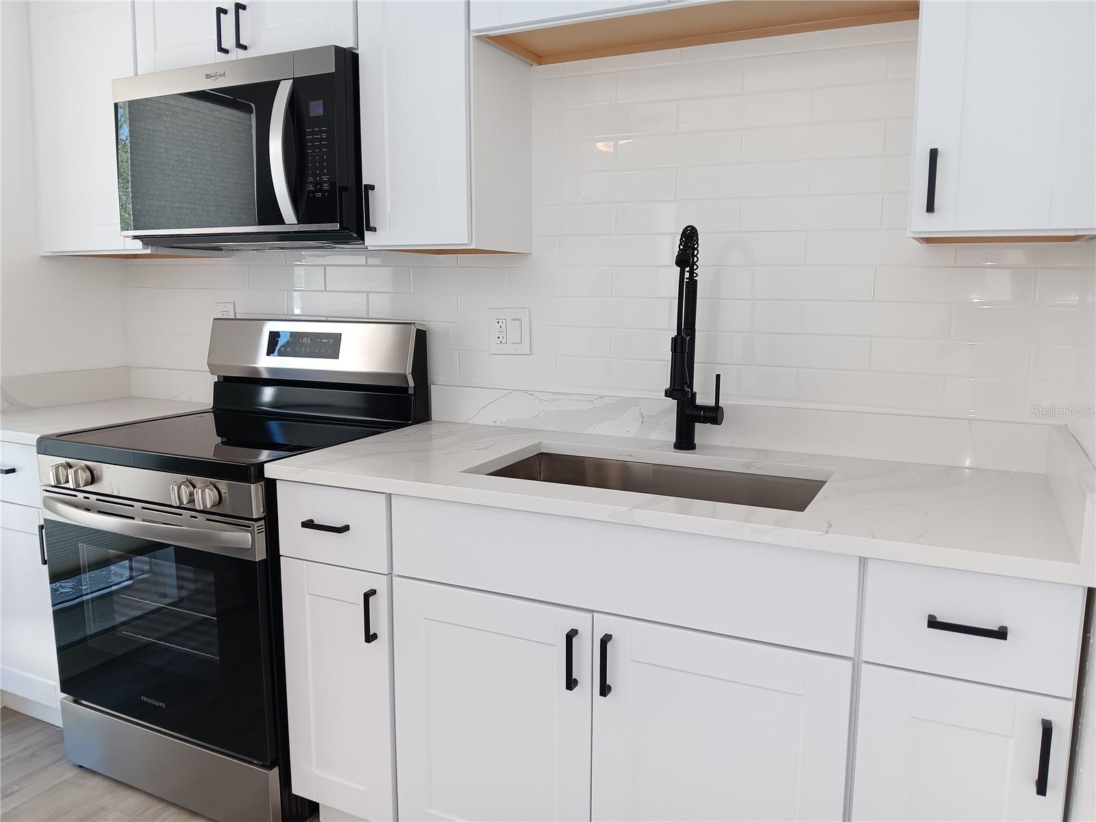 885 BELTREES ST #6, DUNEDIN, FL, 34698