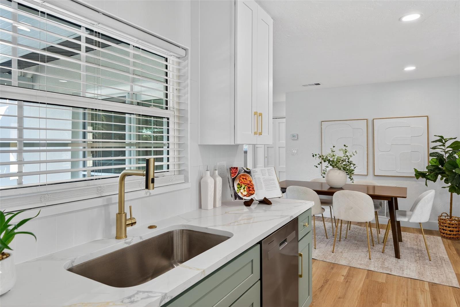 6441 27TH AVE N, ST PETERSBURG, FL, 33710