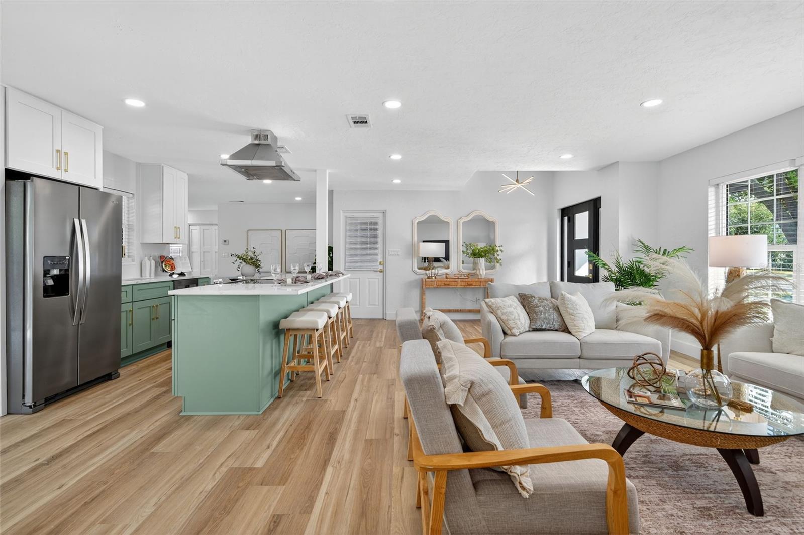 6441 27TH AVE N, ST PETERSBURG, FL, 33710