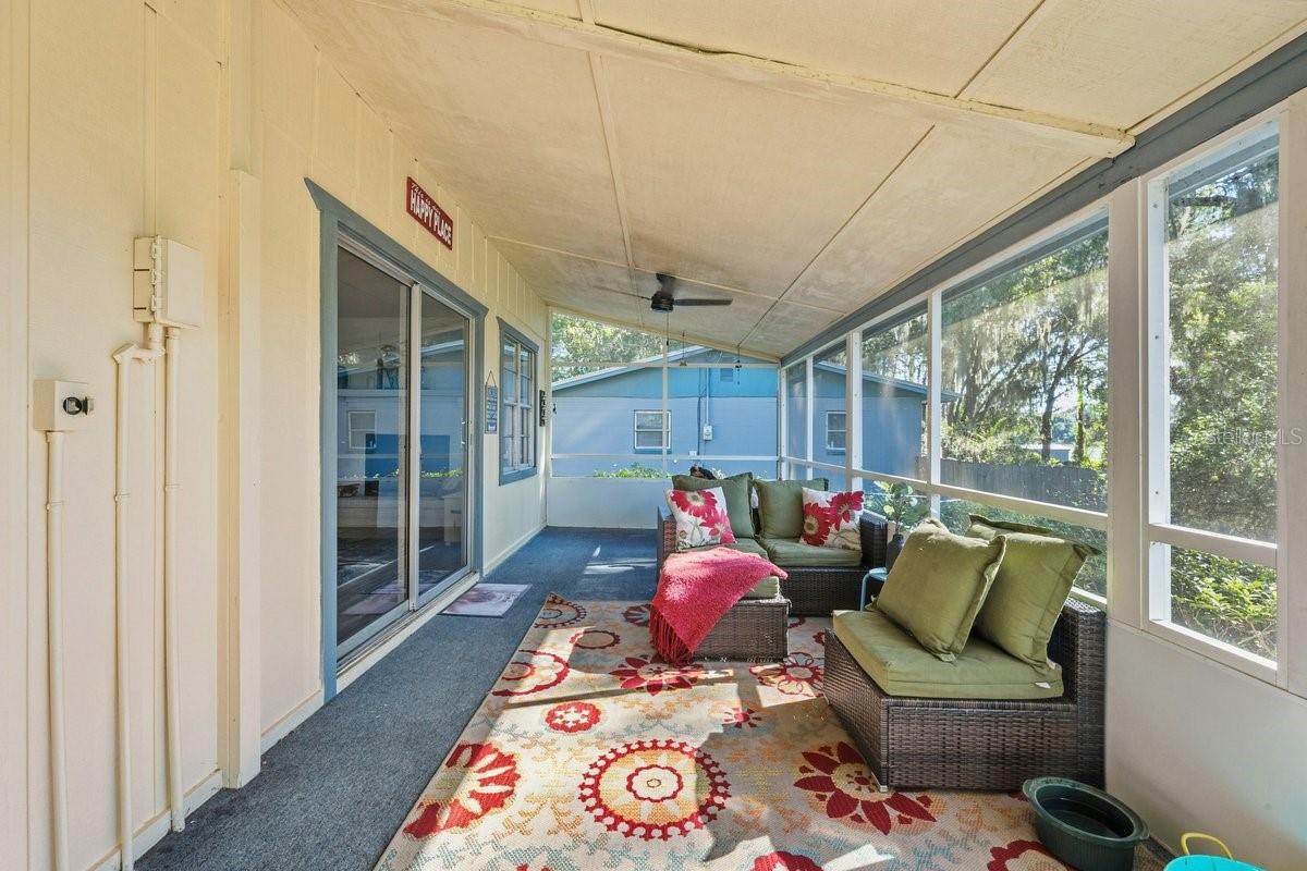 832 LAKE SHORE TER, INTERLACHEN, FL, 32148