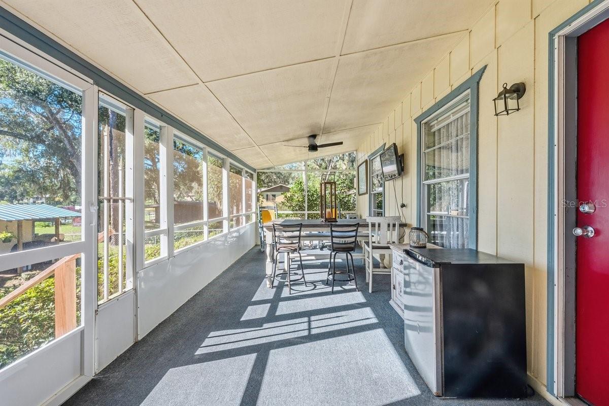 832 LAKE SHORE TER, INTERLACHEN, FL, 32148