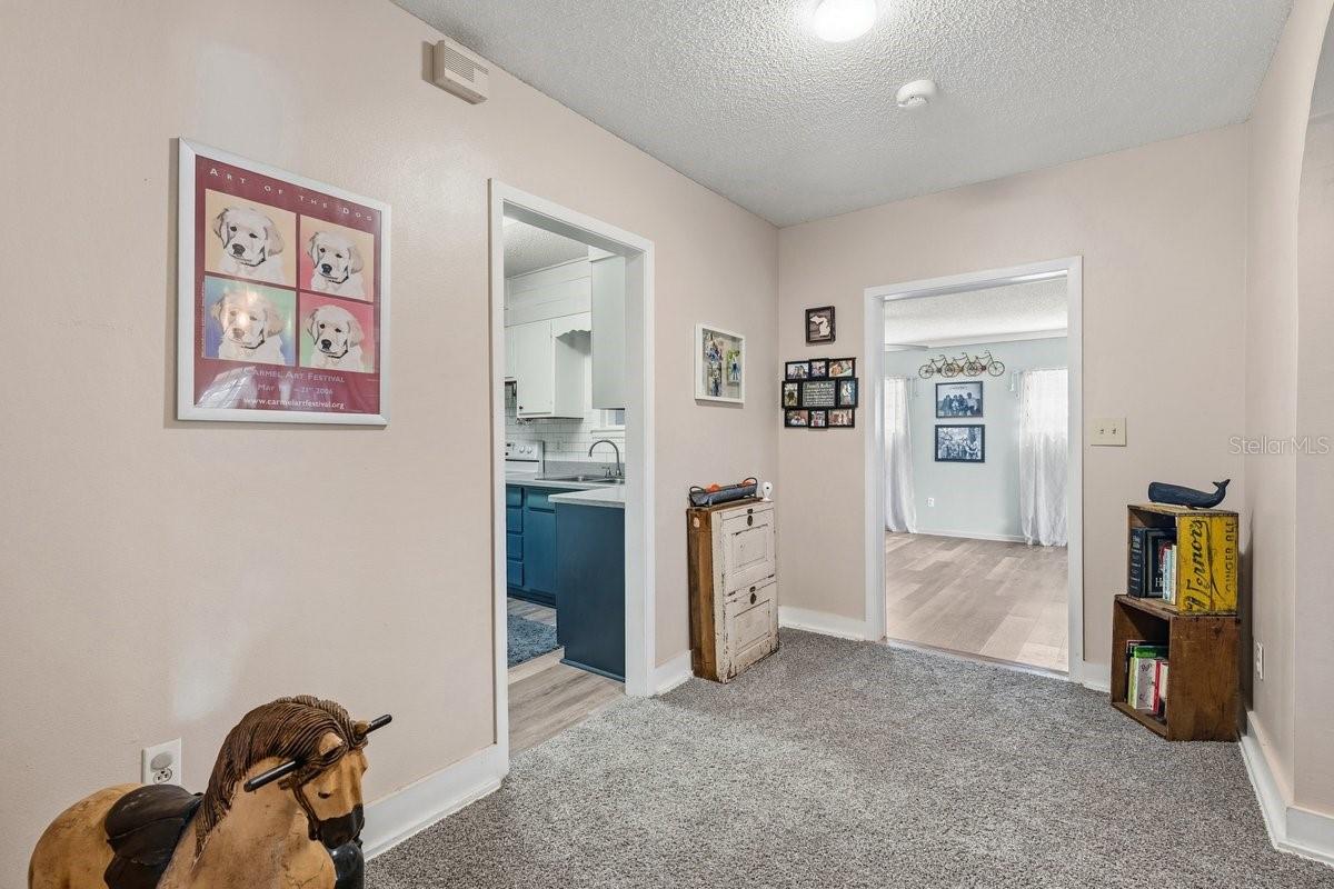 832 LAKE SHORE TER, INTERLACHEN, FL, 32148