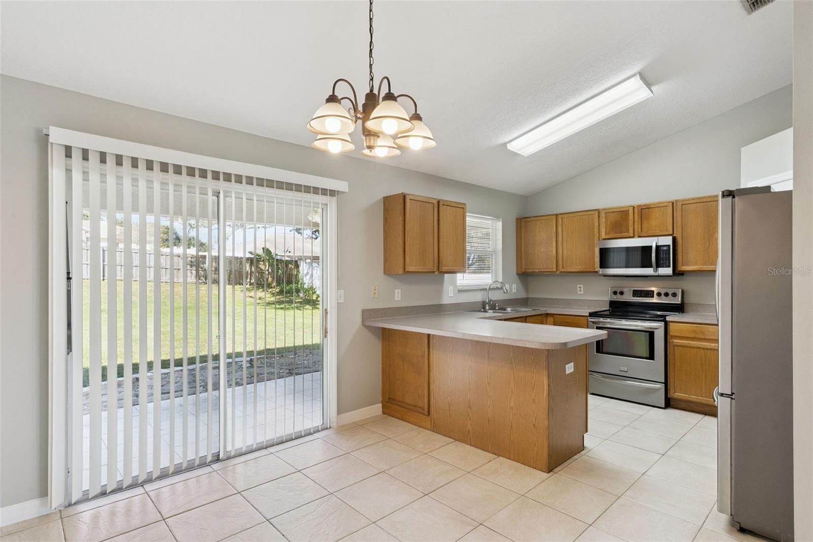 886 SCENIC VIEW CIR, MINNEOLA, FL, 34715