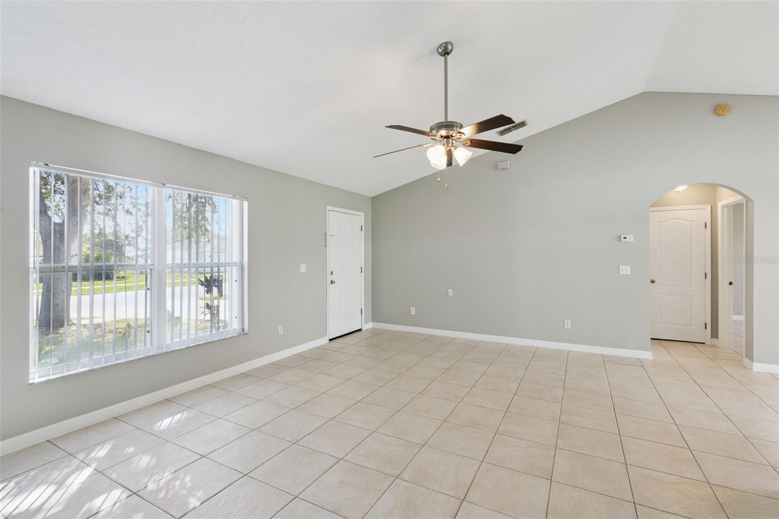 886 SCENIC VIEW CIR, MINNEOLA, FL, 34715