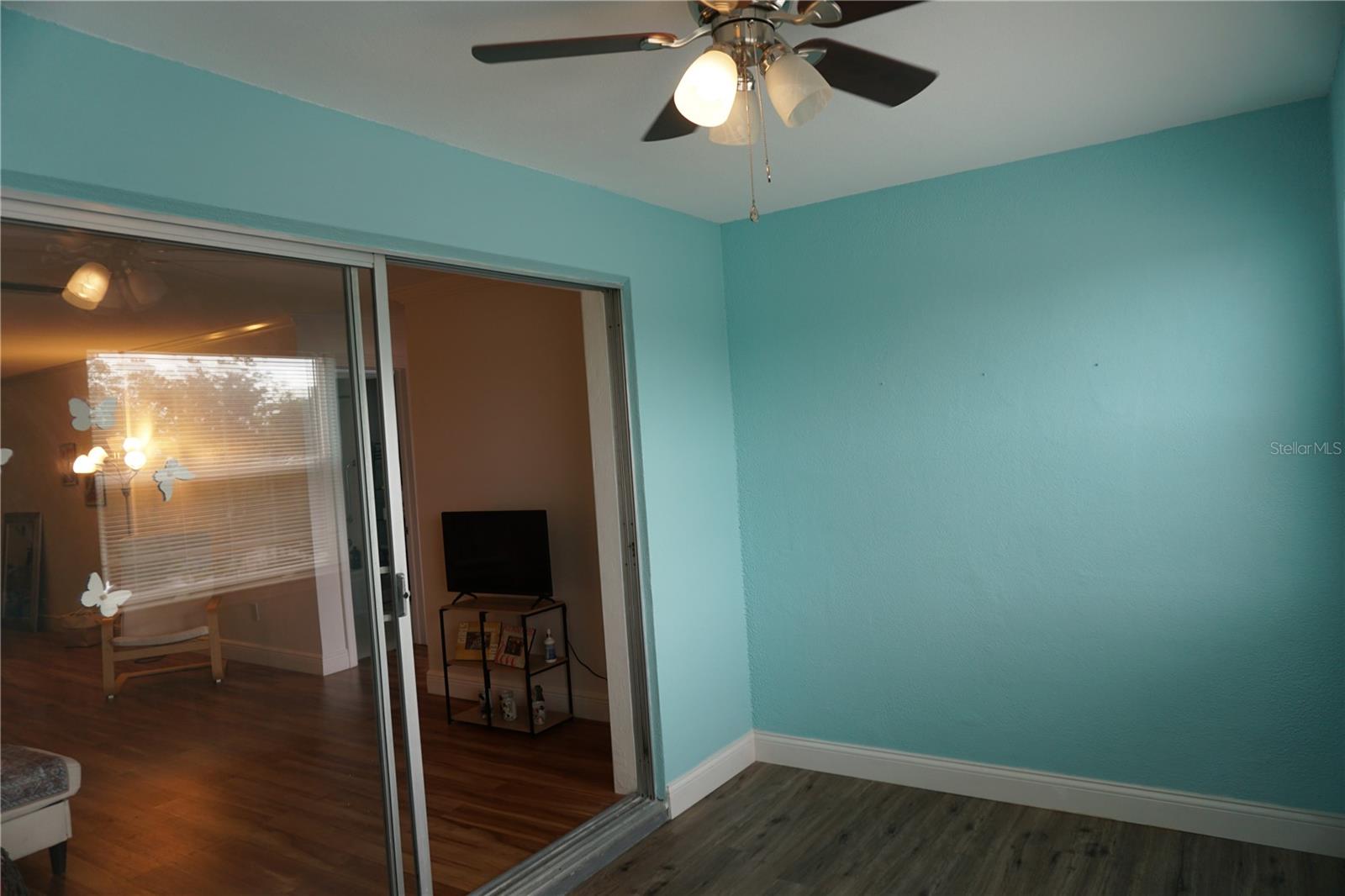 TB8439551 Property Photo