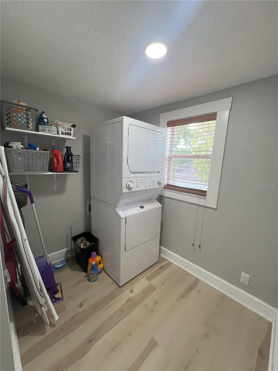 308 W WARREN AVE #B, TAMPA, FL, 33602