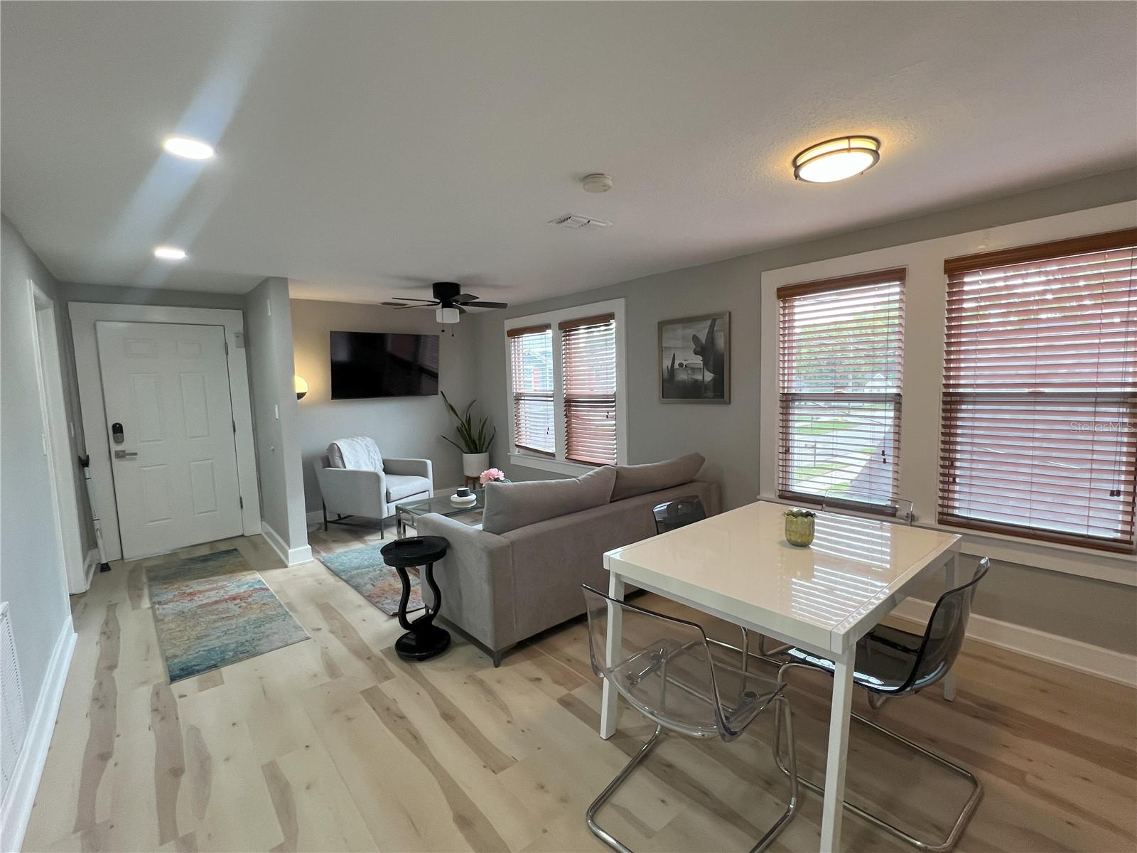 308 W WARREN AVE #B, TAMPA, FL, 33602