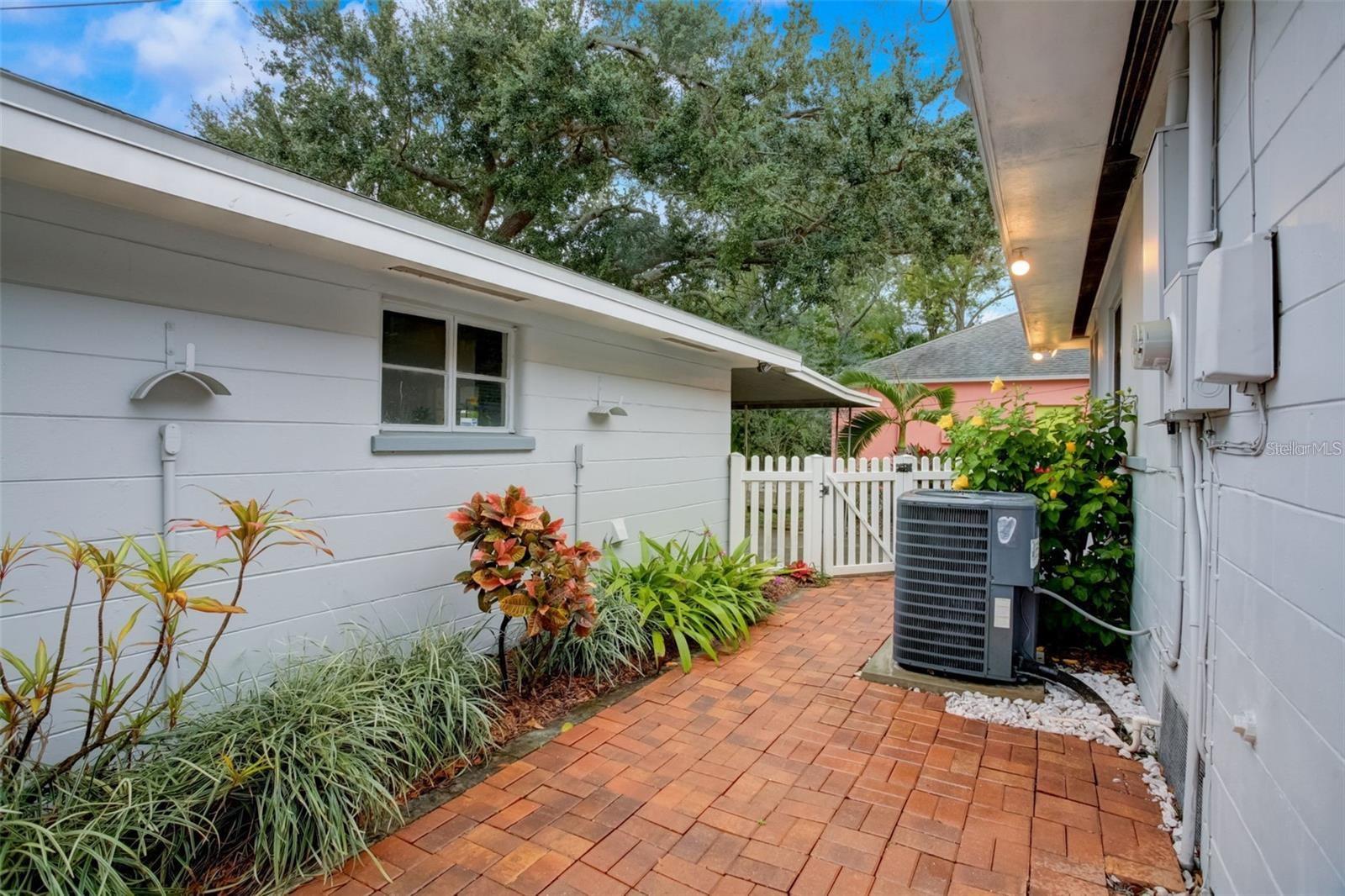 2930 9TH AVE N, ST PETERSBURG, FL, 33713