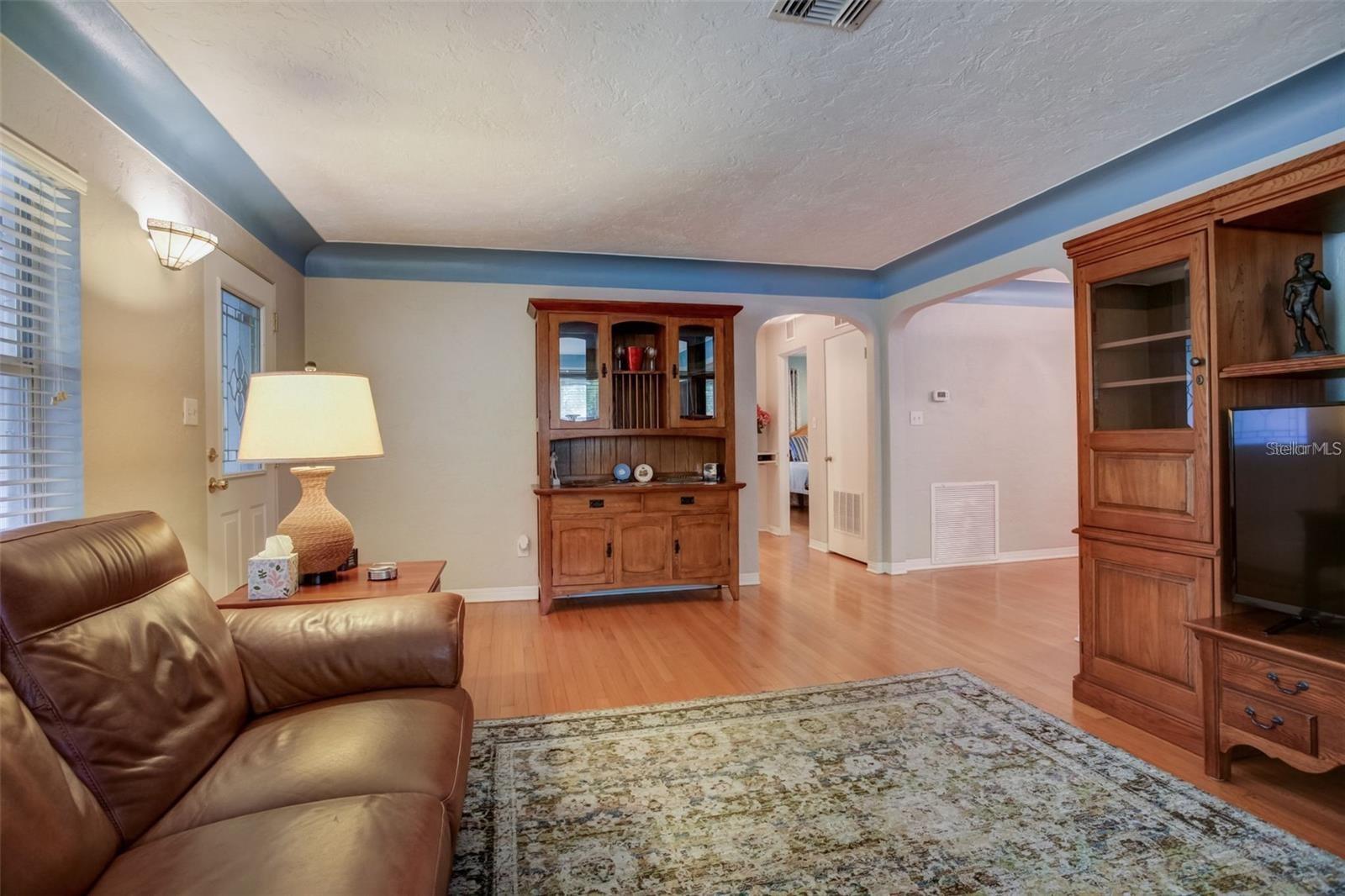 2930 9TH AVE N, ST PETERSBURG, FL, 33713