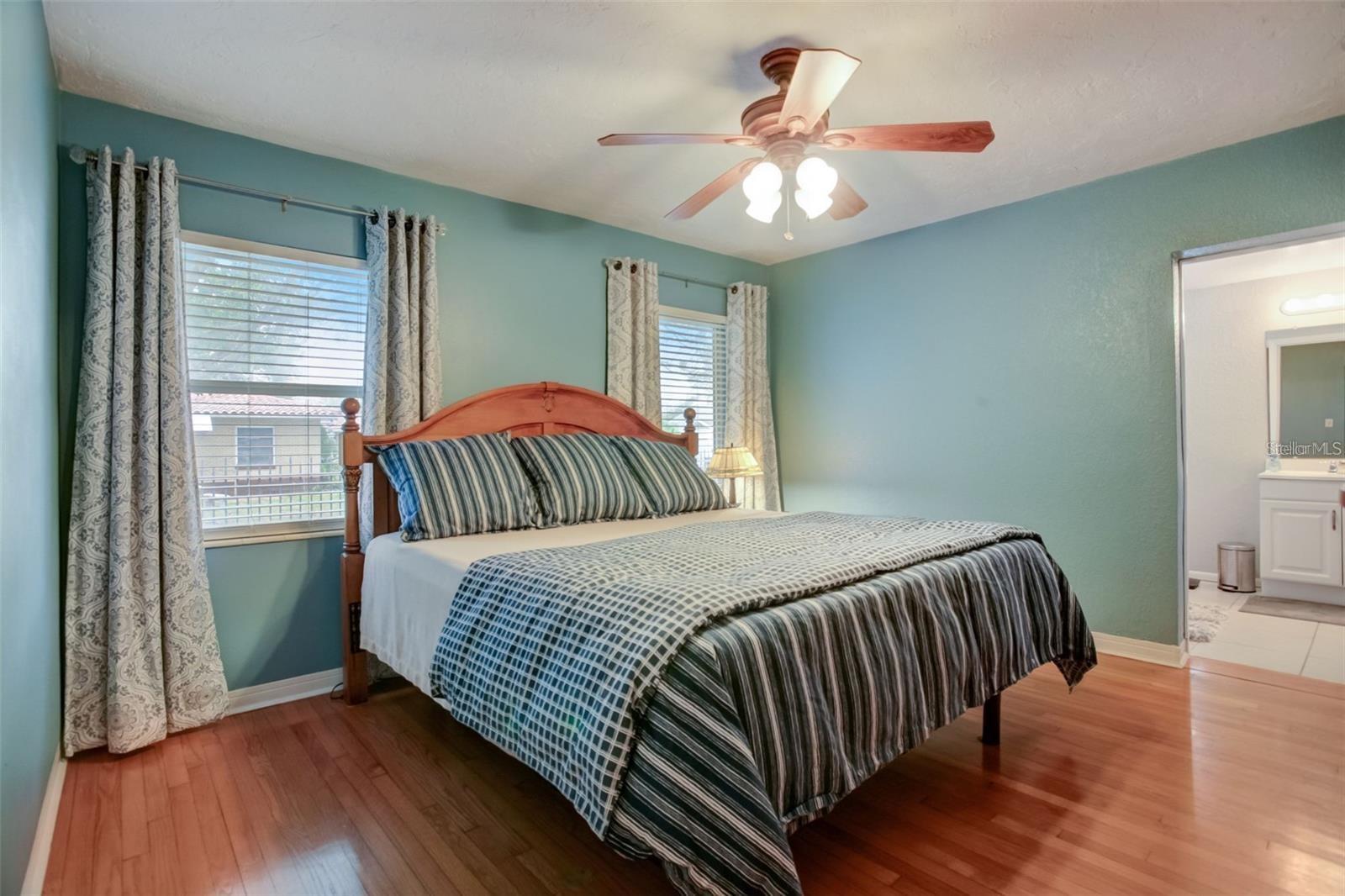 2930 9TH AVE N, ST PETERSBURG, FL, 33713