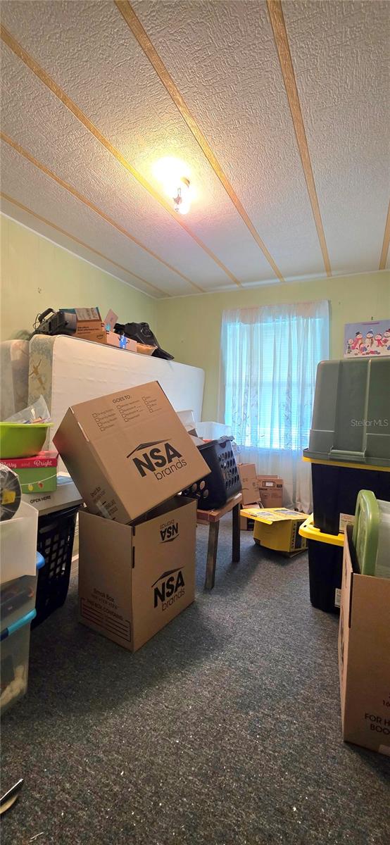 TB8439560 Property Photo