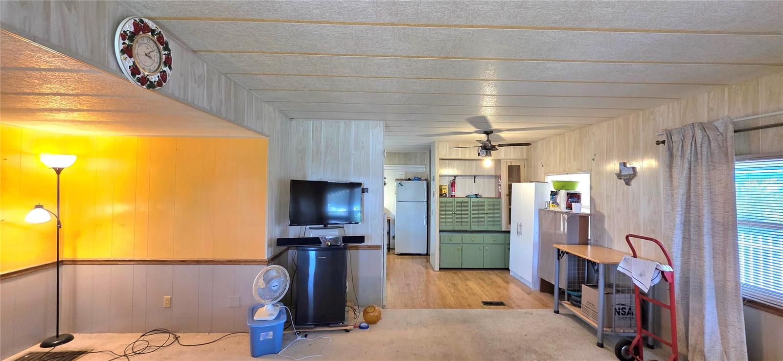 TB8439560 Property Photo