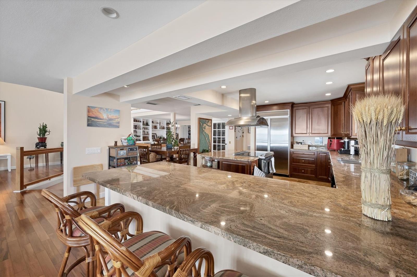 16 TIDY ISLAND BLVD #16, BRADENTON, FL, 34210