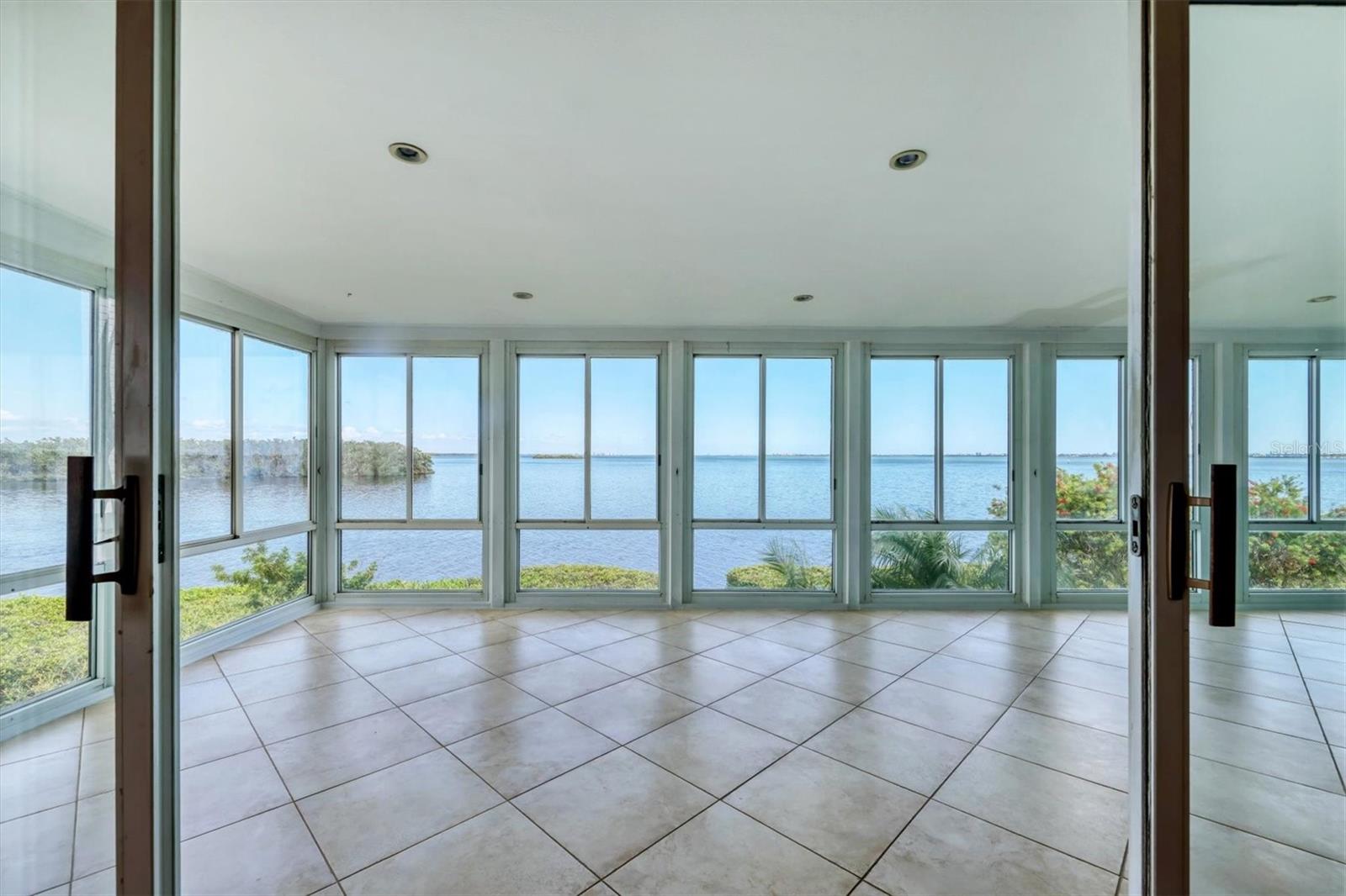 16 TIDY ISLAND BLVD #16, BRADENTON, FL, 34210