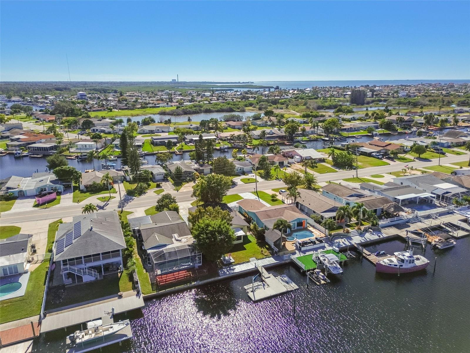 4247 FLORAMAR TER, NEW PORT RICHEY, FL, 34652