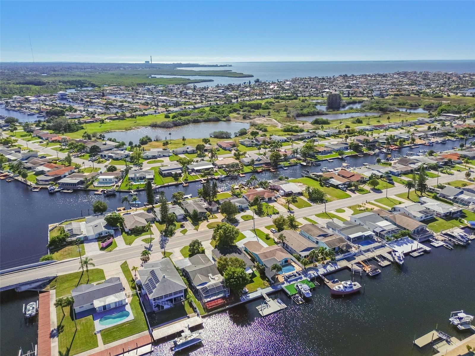 4247 FLORAMAR TER, NEW PORT RICHEY, FL, 34652