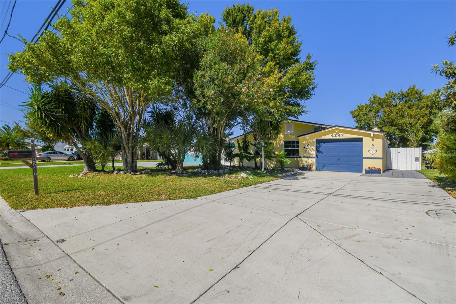 4247 FLORAMAR TER, NEW PORT RICHEY, FL, 34652