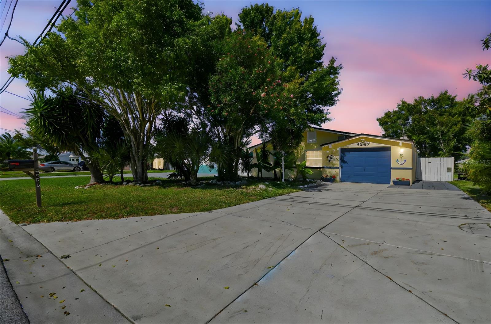 4247 FLORAMAR TER, NEW PORT RICHEY, FL, 34652